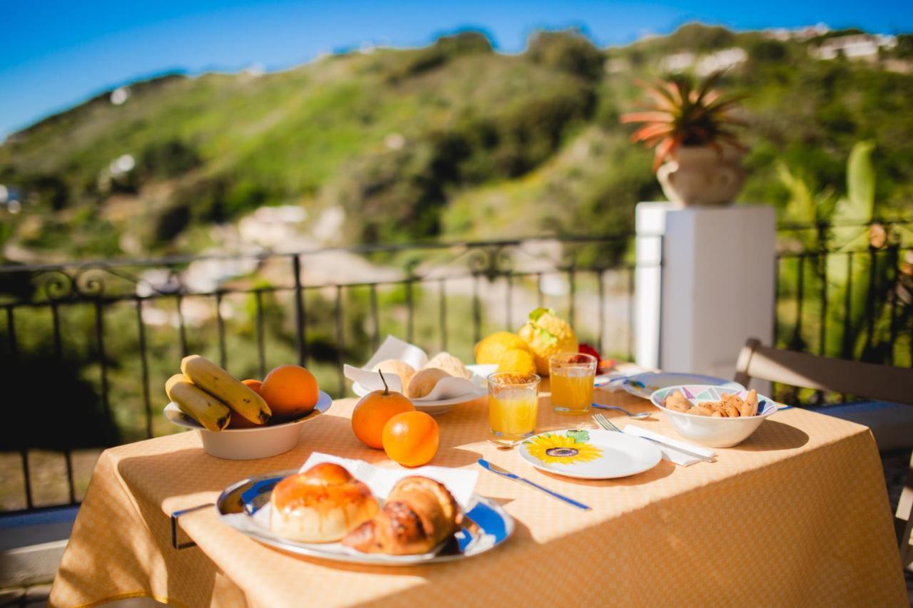 B&B Villa Maristella Lipari  Exteriör bild