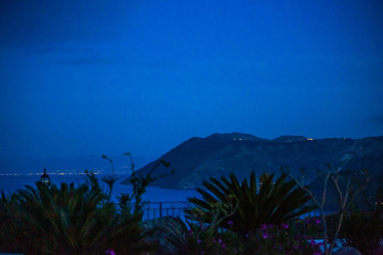 B&B Villa Maristella Lipari  Exteriör bild