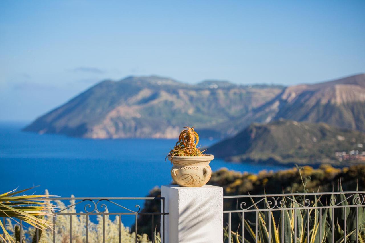 B&B Villa Maristella Lipari  Exteriör bild