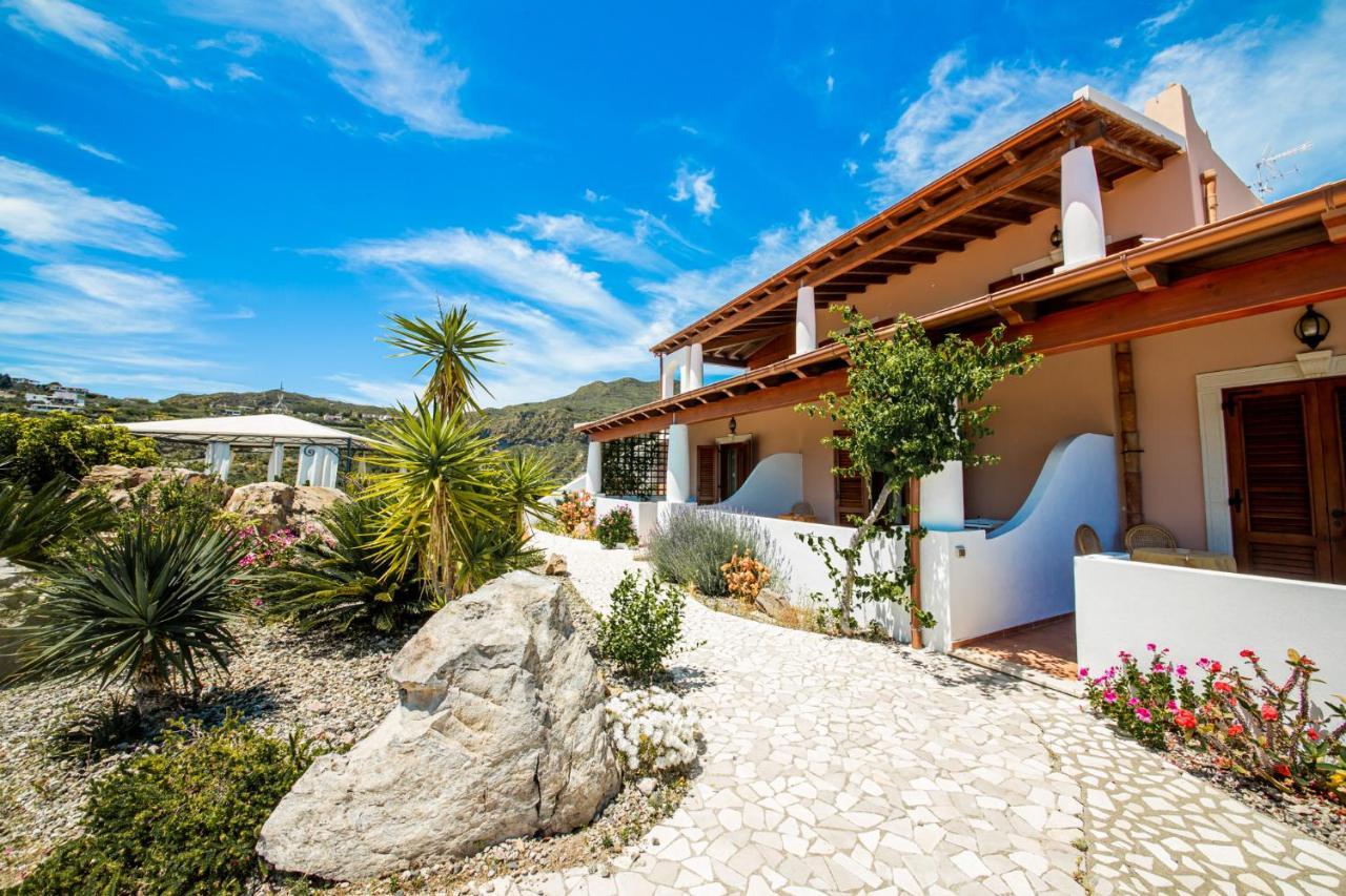 B&B Villa Maristella Lipari  Exteriör bild